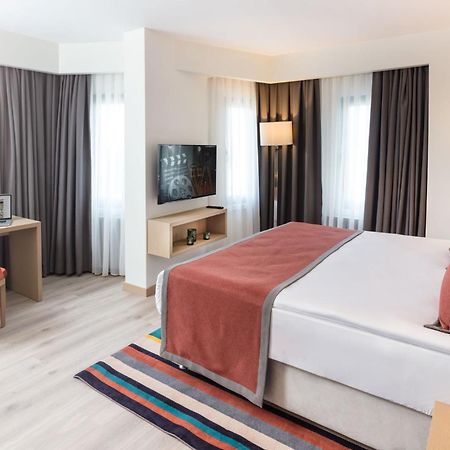 Tryp By Wyndham Ankara Oran Hotel Buitenkant foto