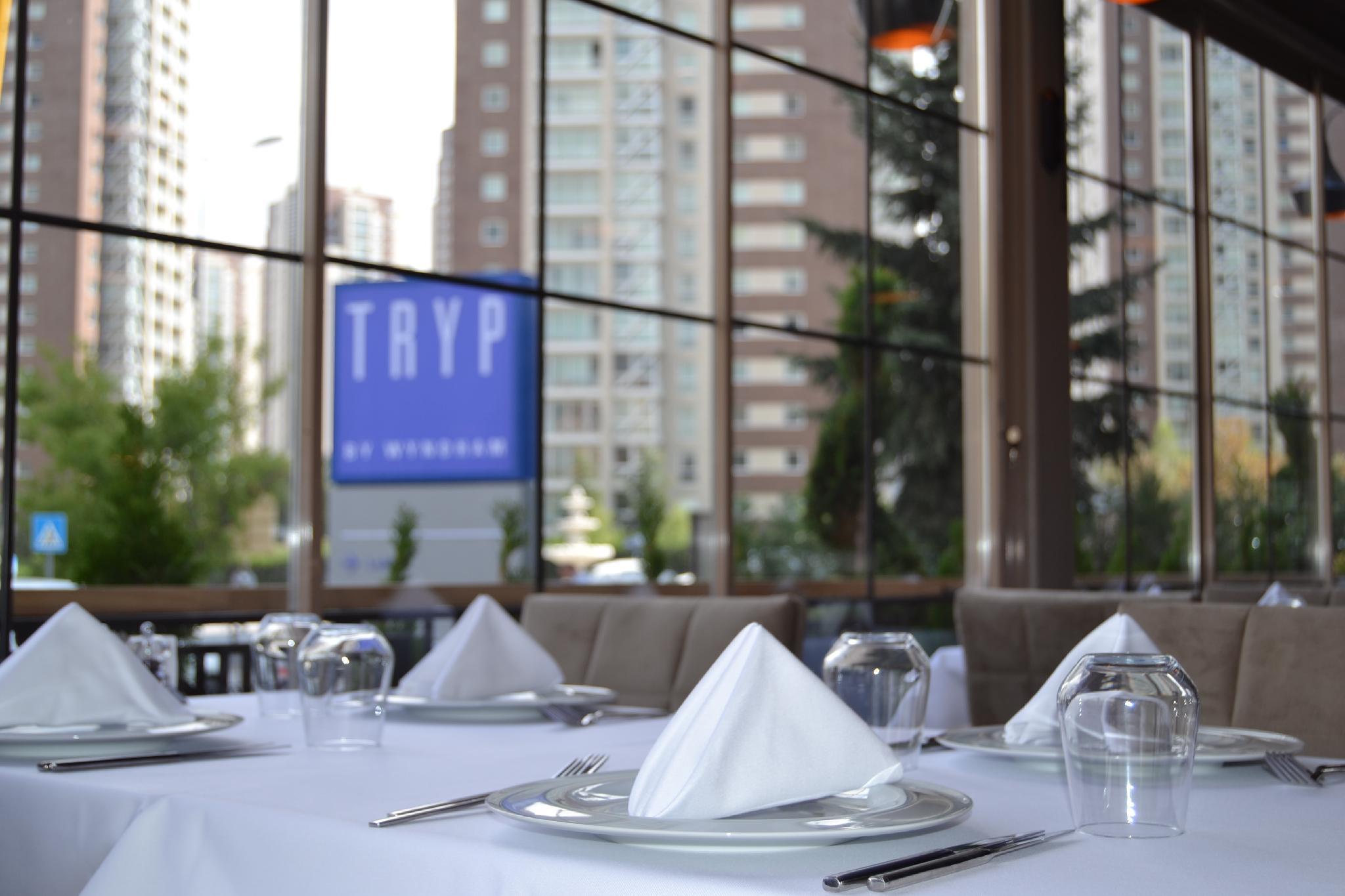 Tryp By Wyndham Ankara Oran Hotel Buitenkant foto